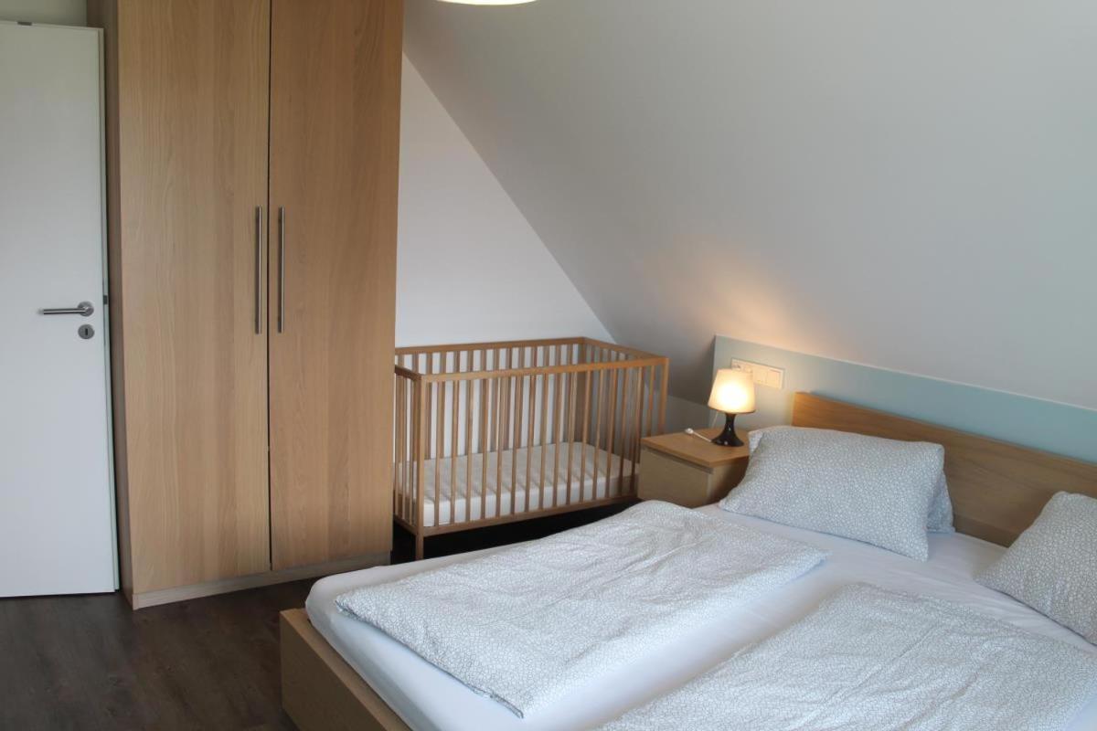 Ferienhaus De Niege Leive Born Exteriör bild